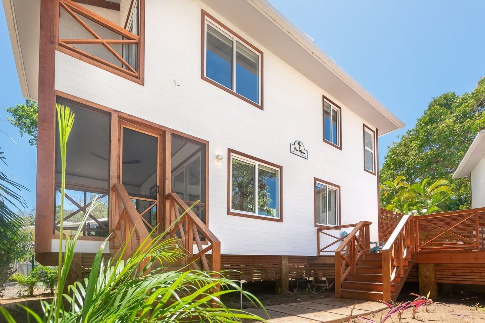 Casa Coral & Casa Palmera — Sandy Bay — photo 5 of 7