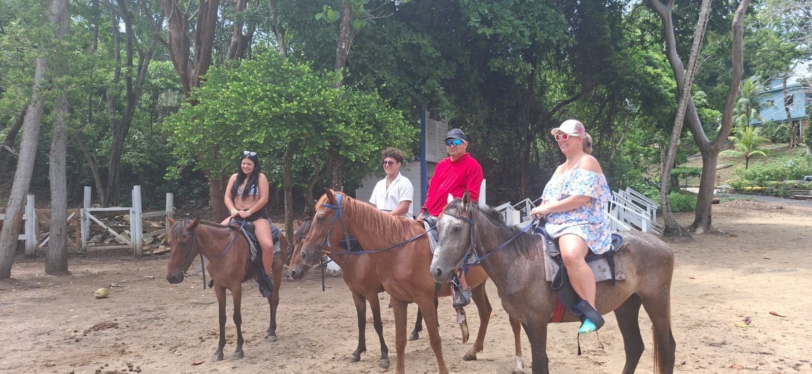 Luna Beach — horseback, snorkel & watersports — photo 4 of 7