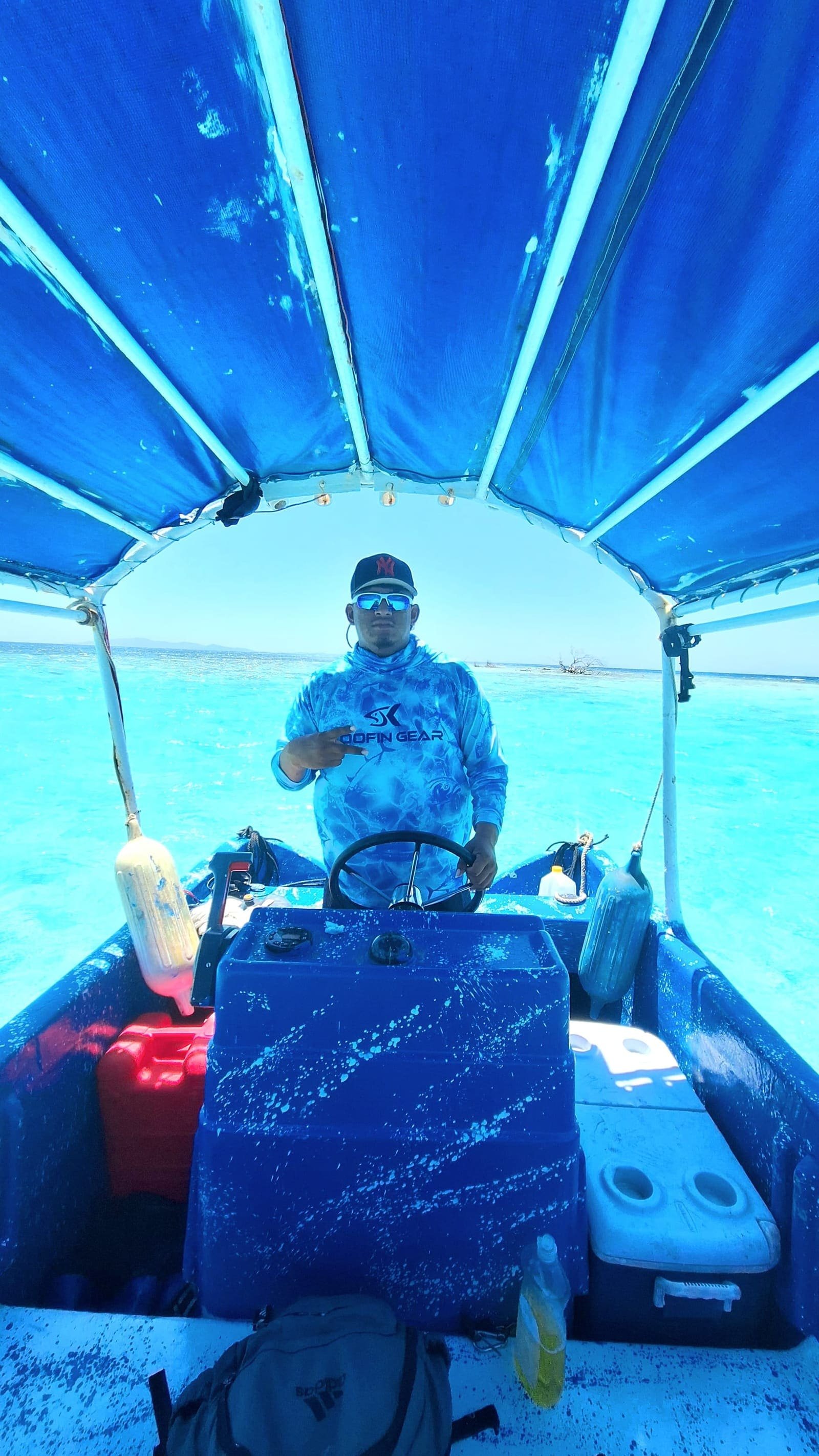 Water taxi — photo 3 of 12